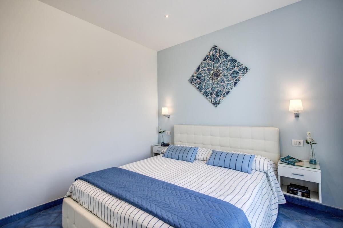 Belvedere Delle Sirene With Views Pool And Guest Services Colli di Fontanelle Exterior photo