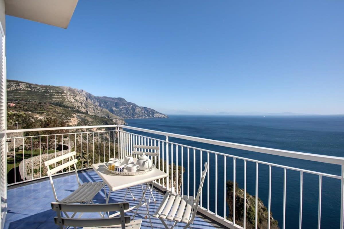 Belvedere Delle Sirene With Views Pool And Guest Services Colli di Fontanelle Exterior photo