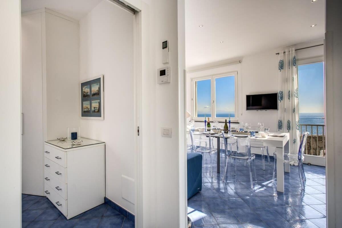 Belvedere Delle Sirene With Views Pool And Guest Services Colli di Fontanelle Exterior photo
